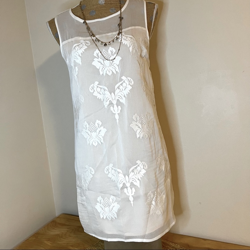Under Skies White Embroidered Short Shift Dress